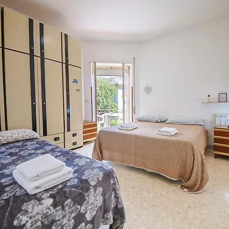 Waterfront - Apartment *
