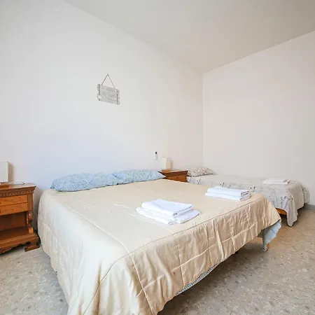 Waterfront - Apartment *
