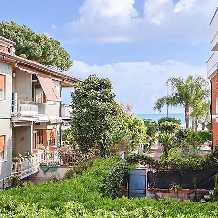 Apartment Waterfront - *